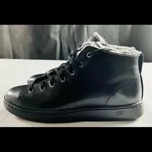 UGG | Shoes | New Ugg Pismo Uggpure Lining Leather Sneaker  display picture 2